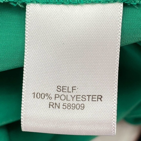 BLACK Rainn Green Short Sleeve Pleated Blouse - Picture 9 of 11